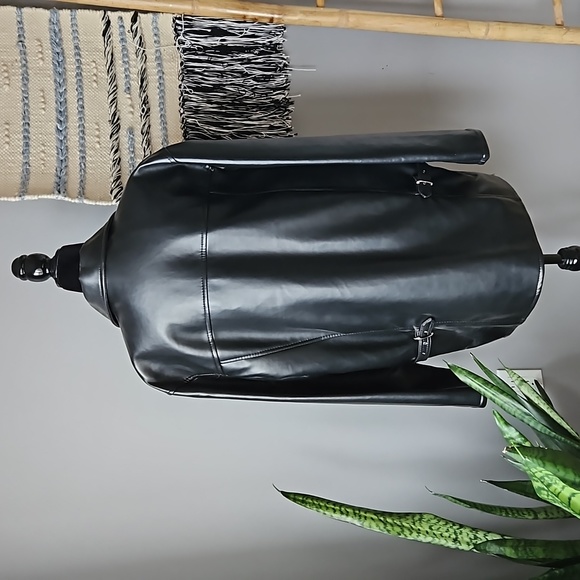 EA Collection Italy Style Faux Leather Jacket - Picture 5 of 7